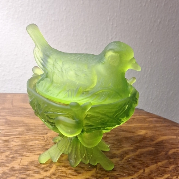 Westmoreland Other - Vintage WESTMORELAND Glass Frosted Glass Candy Disg